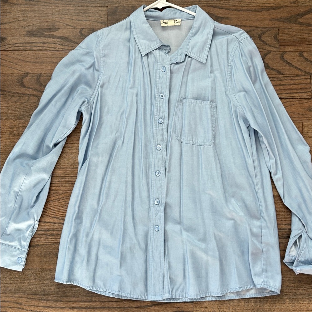 Elegant Light Blue Button Down Shirt - Picture 9 of 10